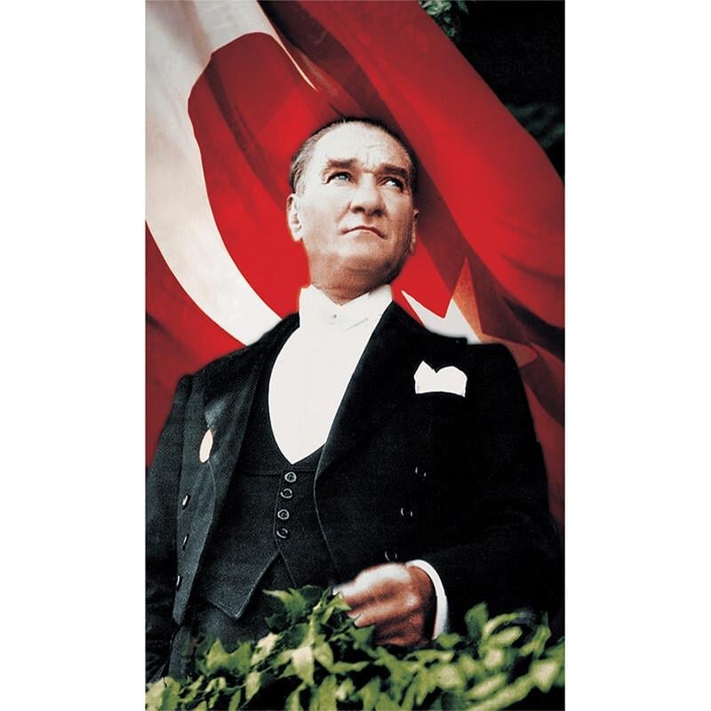 turk-bayrakli-ataturk-posteri